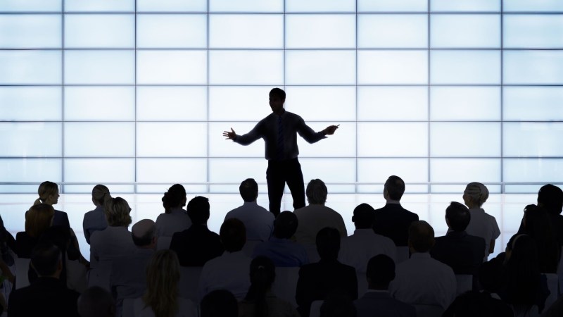 Đối tượng sử dụng YS1YS là công chúng quan tâm người nổi tiếng